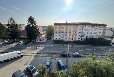 Apartament 3 camere 60 mp bloc 1980 central Filipesti de Padure! - 24