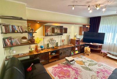 FAR APARTAMENT CU 3 CAMERE MOBILAT UTILAT 74 MP PRET 124000 EURO - 2