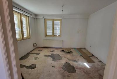 Casă individuală cu 6 camere cu Garaj în Iancu Nicolae - 7