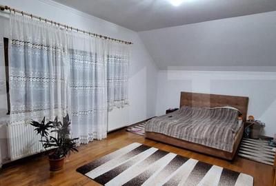 Casa cu 5 camere, 240 mp, zona-Lazuri - 2