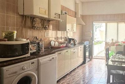 Vânzare casă Individuală 12 Camere la 5 minute de Castelul Bran Vânzare casă Individuală 12 Camere la 5 minute de Castelul Bran - 14