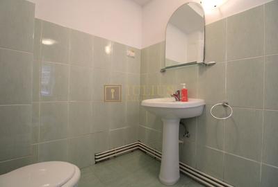 Birou, de 1 mp, în Complex Studențesc - 16