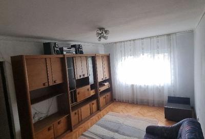 Apartament cu 3 camere în Central - 1
