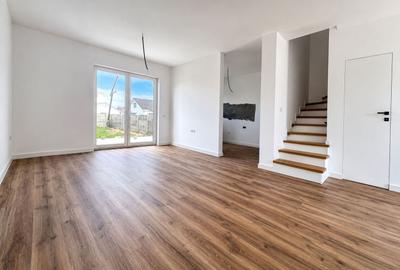 Duplex cu 4 camere cu Canalizare în Moșnița Nouă - 3