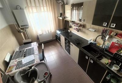 Apartament de vanzare 3 camere decomandat Mioritei/Bradului - 7