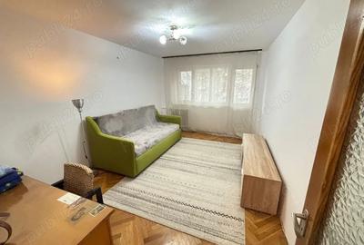 Apartament cu 2 camere decomandat în Drumul Taberei