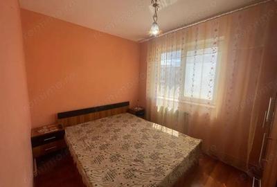 Vanzare apartament 3 camere, etaj 3, situat in Targu Jiu, strada Slt. Ion Fota - 1