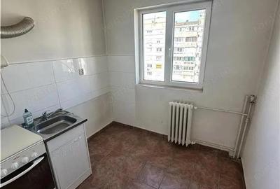 2 cam decomandat Gh Lazar-Circumvalatiunii - 1