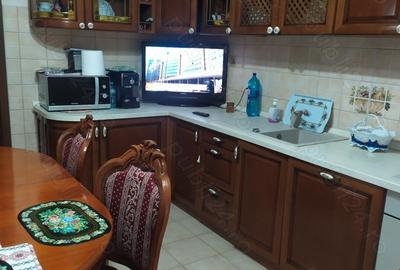 Casă cu 6 camere în Central - 9