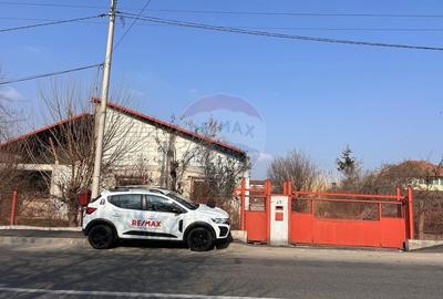 Casa / Vila cu 5 camere de vanzare in zona 1 Mai