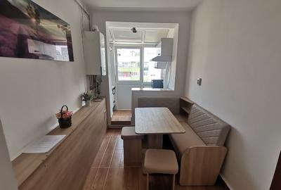 INCHIRIEZ ap. 3 camere decomandat ,renovat, zona Mihai Viteazul - 7