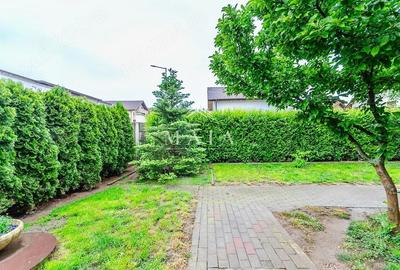 Casă cu Teren 500 Mp în Central - 1