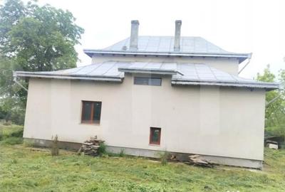 Casă cu 5 camere cu Teren 1400 Mp în Dorohoi - 4