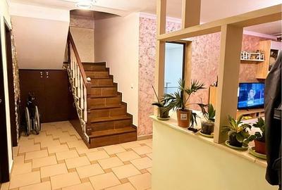 Casă cu 4 camere în Central - 4