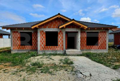 Casă cu 4 camere cu Teren 500 Mp în Sântandrei - 2