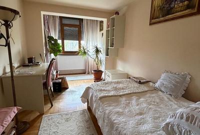Apartament cu 4 camere, mobilat în Tomis I - 6