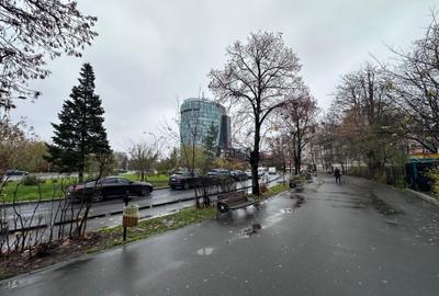 200 mp,6 birouri,2 băi, lift,vedere frumoasă,locație deosebită. - 1