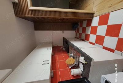 Proprietar inchiriez 2 camere nedecomandat complet utilat si mobilat Complex-Lunei - 2