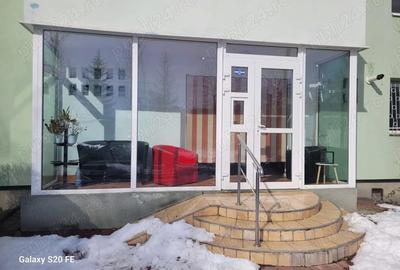 Spațiu comercial, de 16 mp, în Central - 4