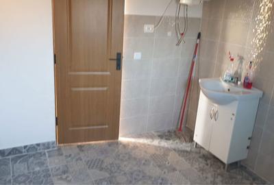 Casă cu 4 camere în Budești - 3