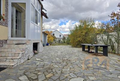 Oportunitate – Doua Case+Teren semicentral-str. Octavian Goga - 19