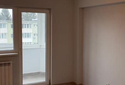 Apartament cu 2 camere decomandat în Astra - 14