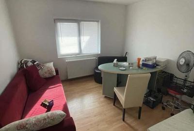 De inchiriat spatiu comercial cu expunere la artera circulata, Dej - 2