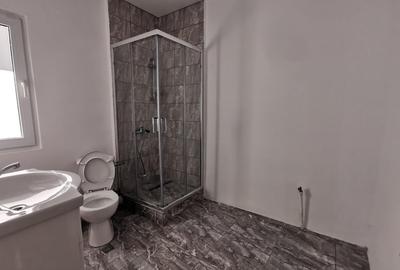 Casă cu 5 camere cu Canalizare în Dobroești - 1