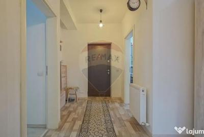 Apartament cu 3 camere decomandat în Sânpetru - 16