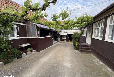 Casă cu 4 camere cu Teren 883 Mp în Târnova - 16