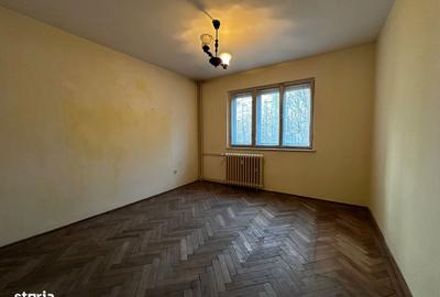 Apartament cu 4 camere decomandat în Republicii - 6