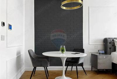 Vedere directa spre Pia?a Unirii, finisaje lux, apart. chirie, 97.6 mp - 1