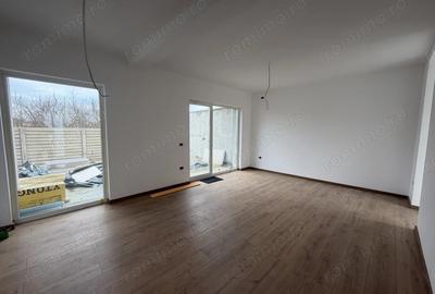 Casă cu Teren 325 Mp în Ianova - 5