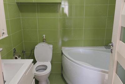 Apartament cu 3 camere decomandat în Central - 1