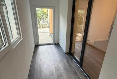 Apartament cu 3 camere semidecomandat în Dumbrăvița - 13