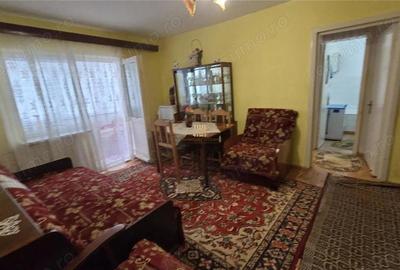 Apartament 3 camere Cartier Zamca De Inchiriat 0727817187 - 6