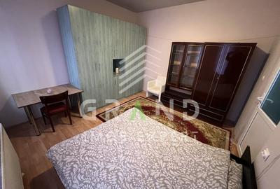 Casa 2 camere+Garaj+Curte 500 mp-Zona Piata Abator/Str. Bucuresti - 2
