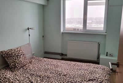 Malu Rosu ,se vine apartament cu trei camere ,pret  83000 euro - 7