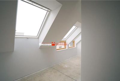 Apartament cu 2 camere semidecomandat în Decebal - 12