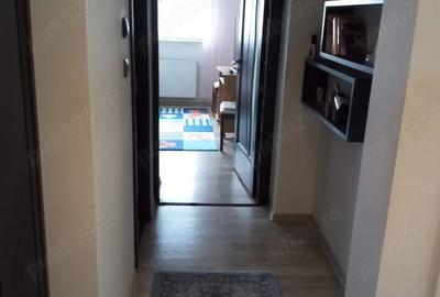 Inchiriez apartament 3 camere - 9