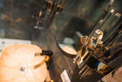 Casă cu 8 camere cu Teren 428 Mp în Predeluț - 11