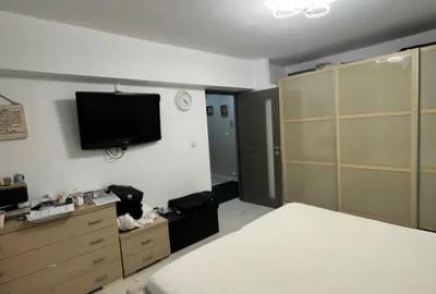 Apartament cu 3 camere decomandat în Central - 9