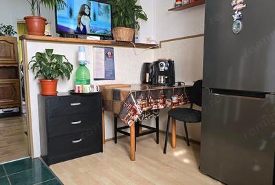 Apartament cu 4 camere decomandat în Progresul - 6