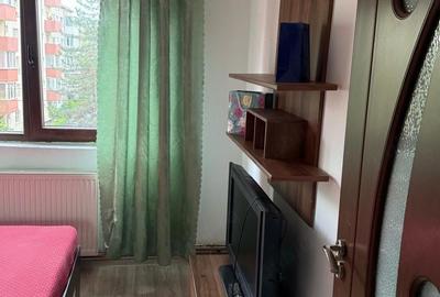 Apartament cu 3 camere decomandat în Central - 2