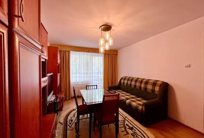 Apartament cu 3 camere in tractorul - 2