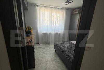 Apartament cu 3 camere decomandat în George Enescu
