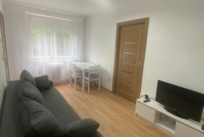 Apartament cu 2 camere decomandat în Centura