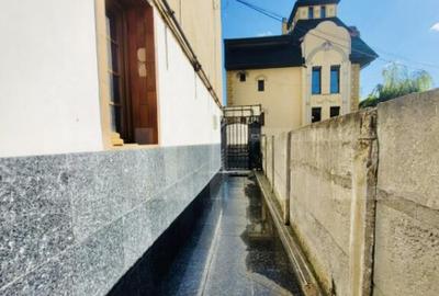 Cladire cu poten?ial investi?ional fosta pensiune i - 2