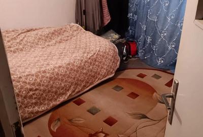 De vanzare apartament cu 3 camere Micro 38 - 2