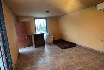 Inchiriez spatiu comercial - 2